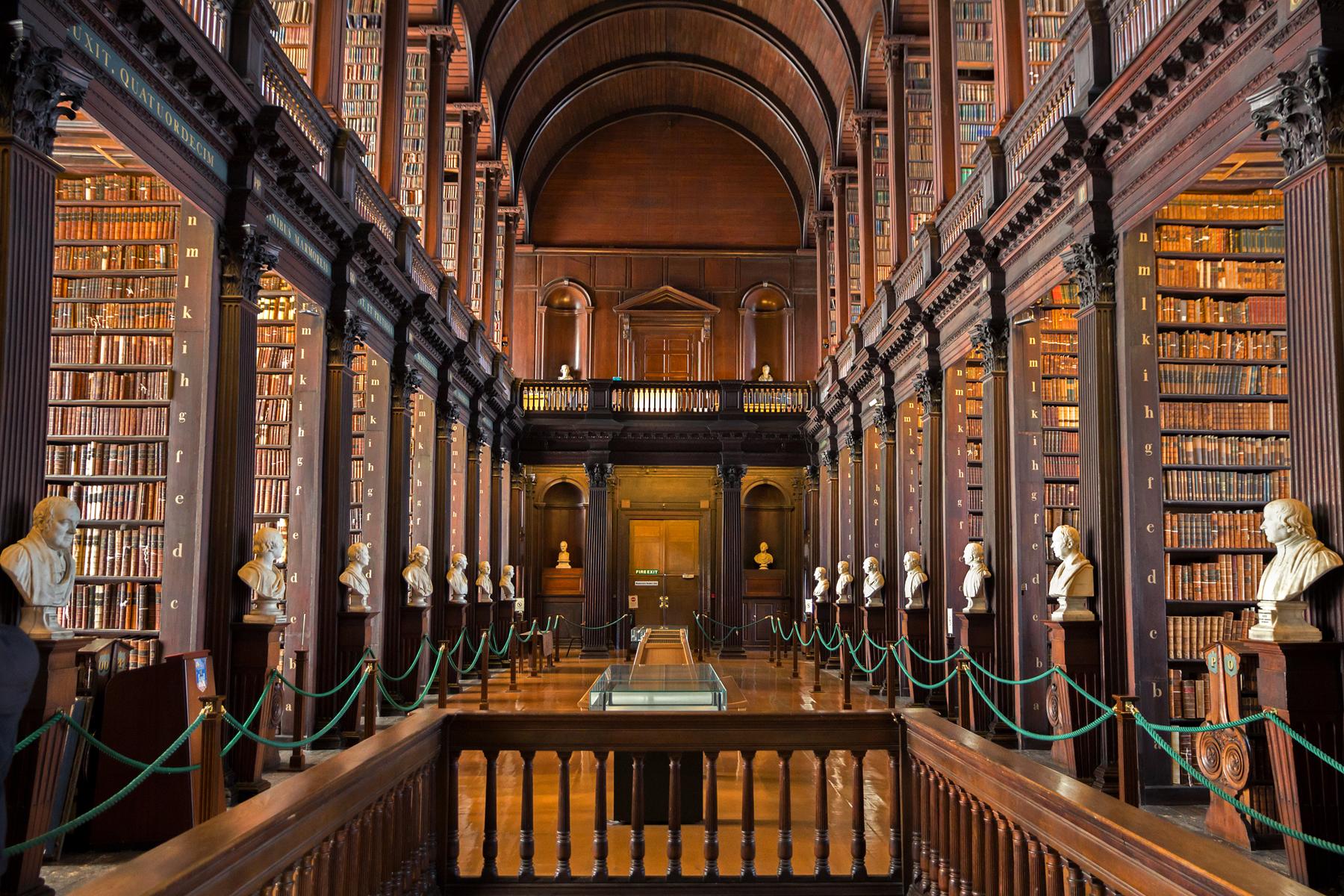 Literary-Tour-Of-Dublin-Long-Room-Library-1