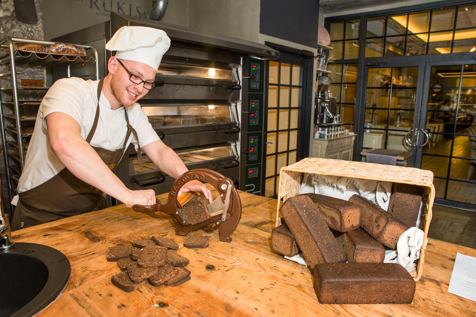 Where to Eat the Famous Black Bread of Estonia in Tallinn