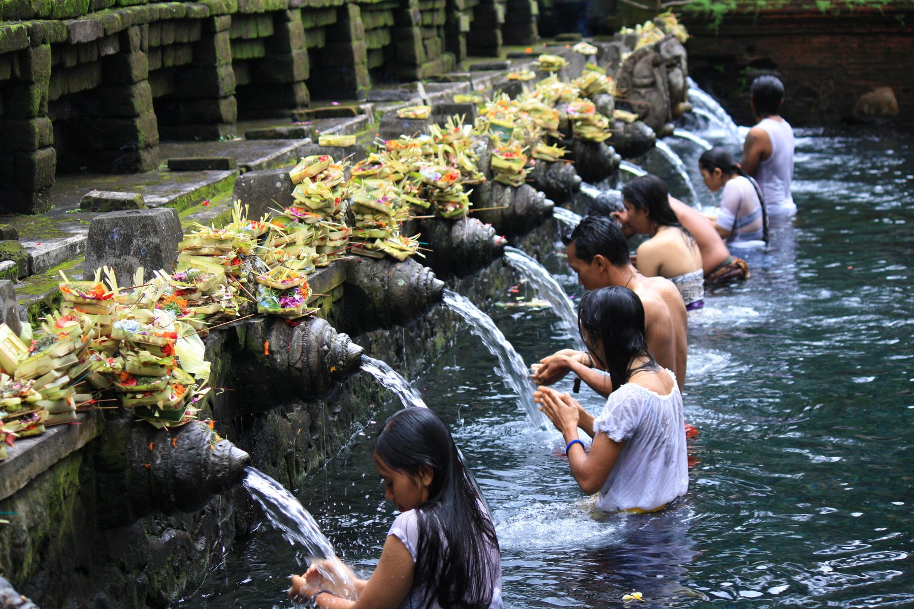 bali travel solo female