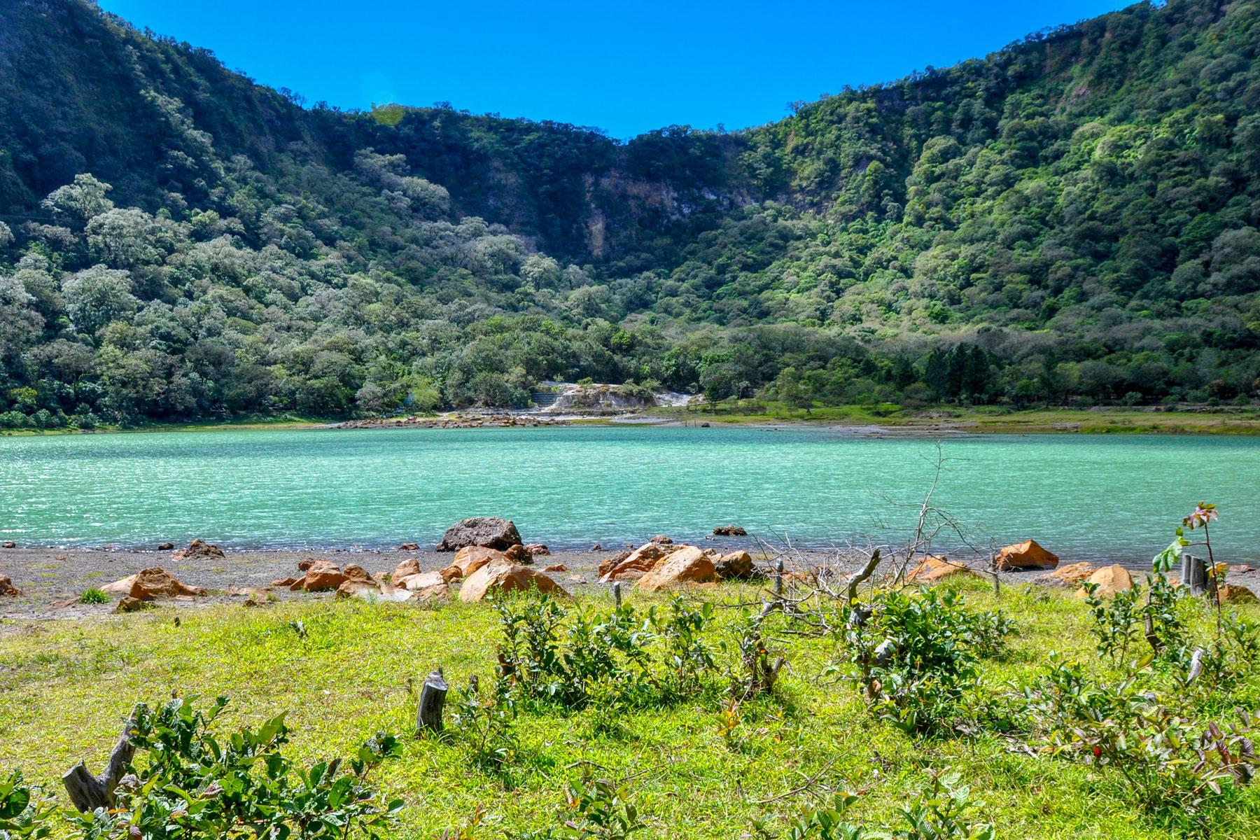 06_El_Salvador_Natural_Wonders_Toma de Quezaltepeque_shutterstock_349713596
