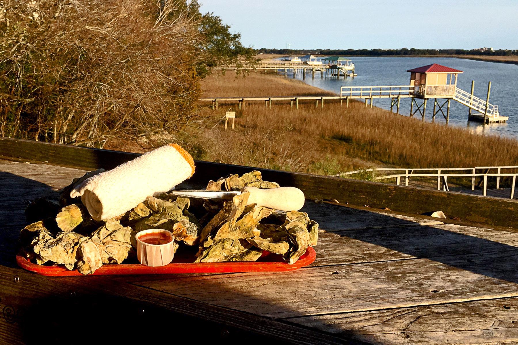 10-Ultimate-Things-To-Do-Charleston-Eat-Oysters-At-Bowens-Island-Tray-of-Oysters