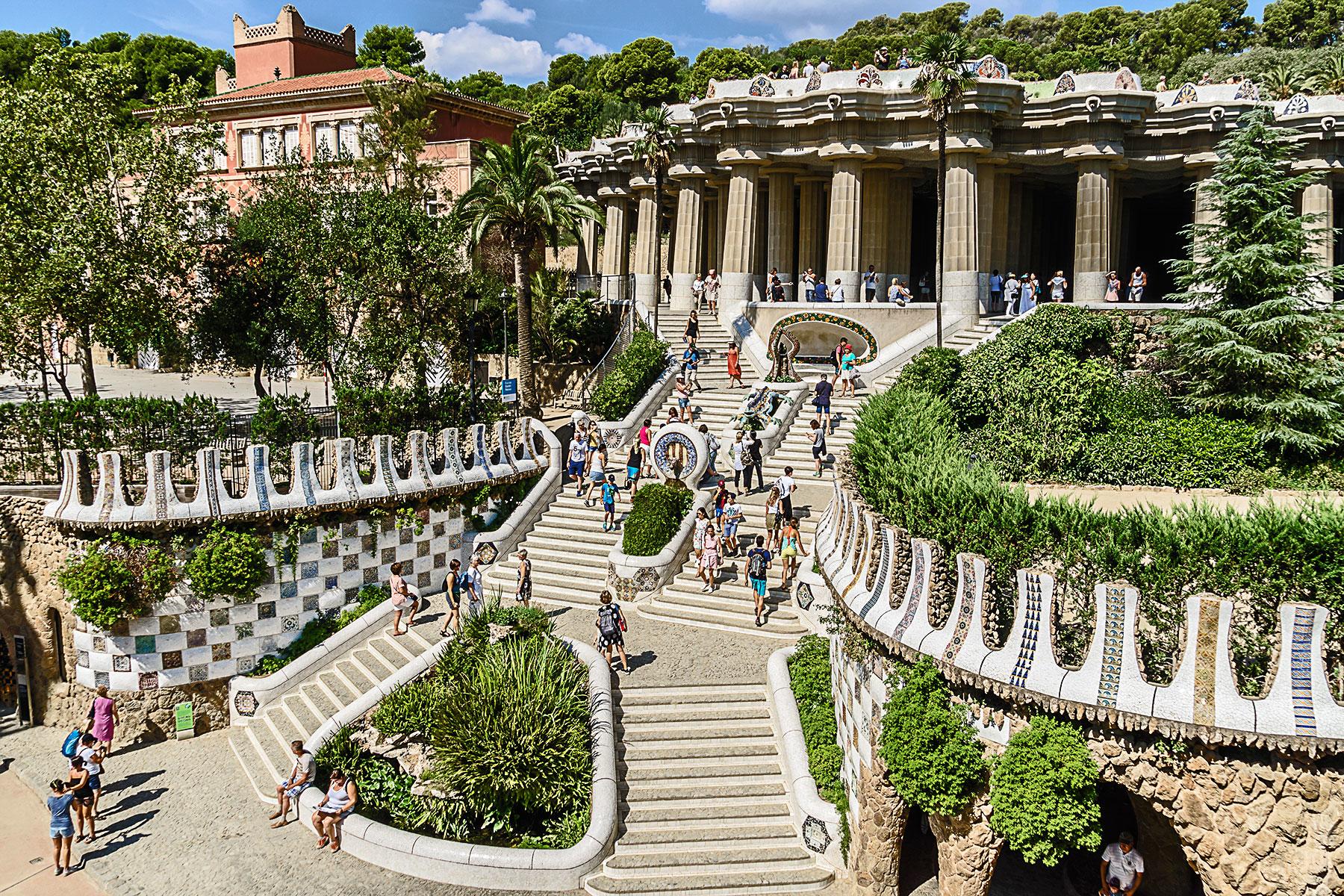 13-Ultimate-Thing-To-Do-Spain-Gaudis-Parc-Guell-03-shutterstock_492000748