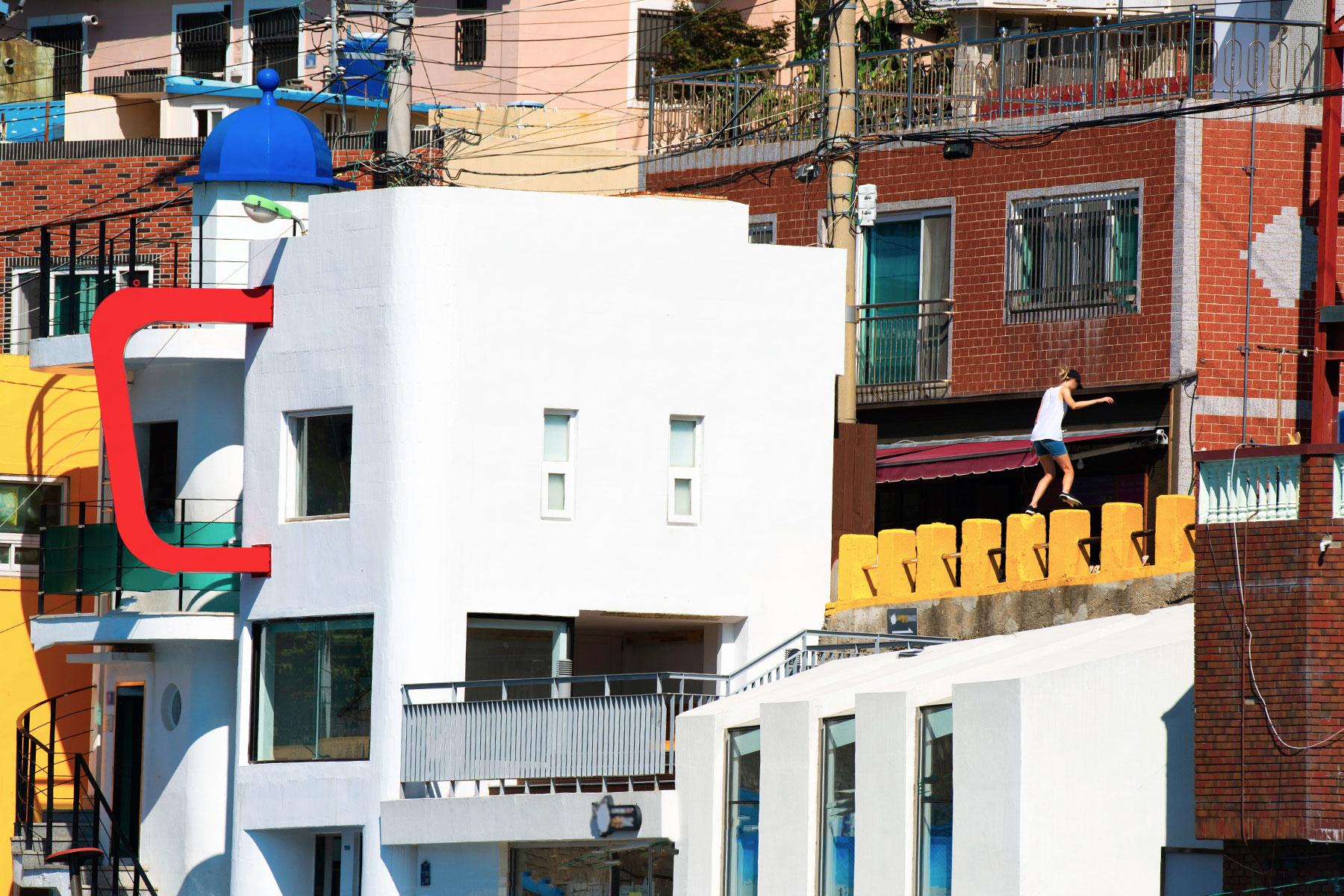<a href='http://www.fodors.com/world/asia/south-korea/busan/experiences/news/this-is-the-cutest-place-in-the-world-to-have-a-date-night#'>From "This Is the Cutest Place in the World to Have a Date Night: Admire the Aesthetics"</a>