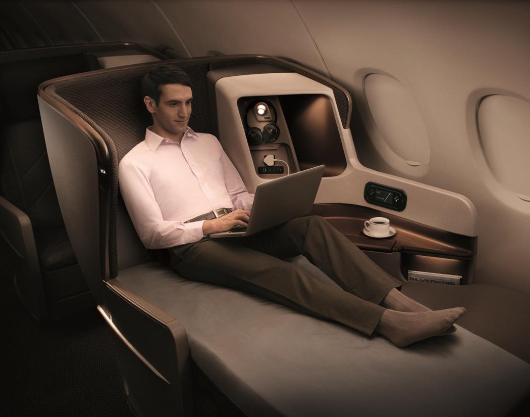Singapore Airlines B777 - Business Class (6)