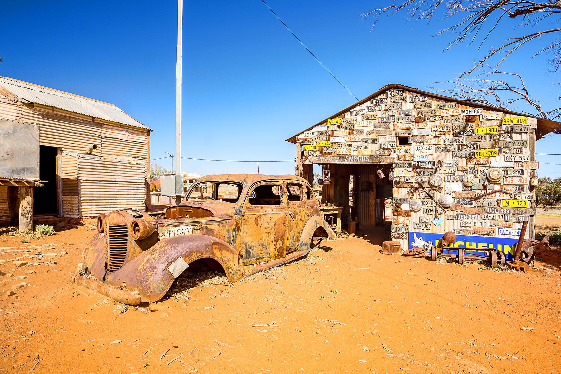 8_GhostTowns_Arltunga_shutterstock_1041151279_1