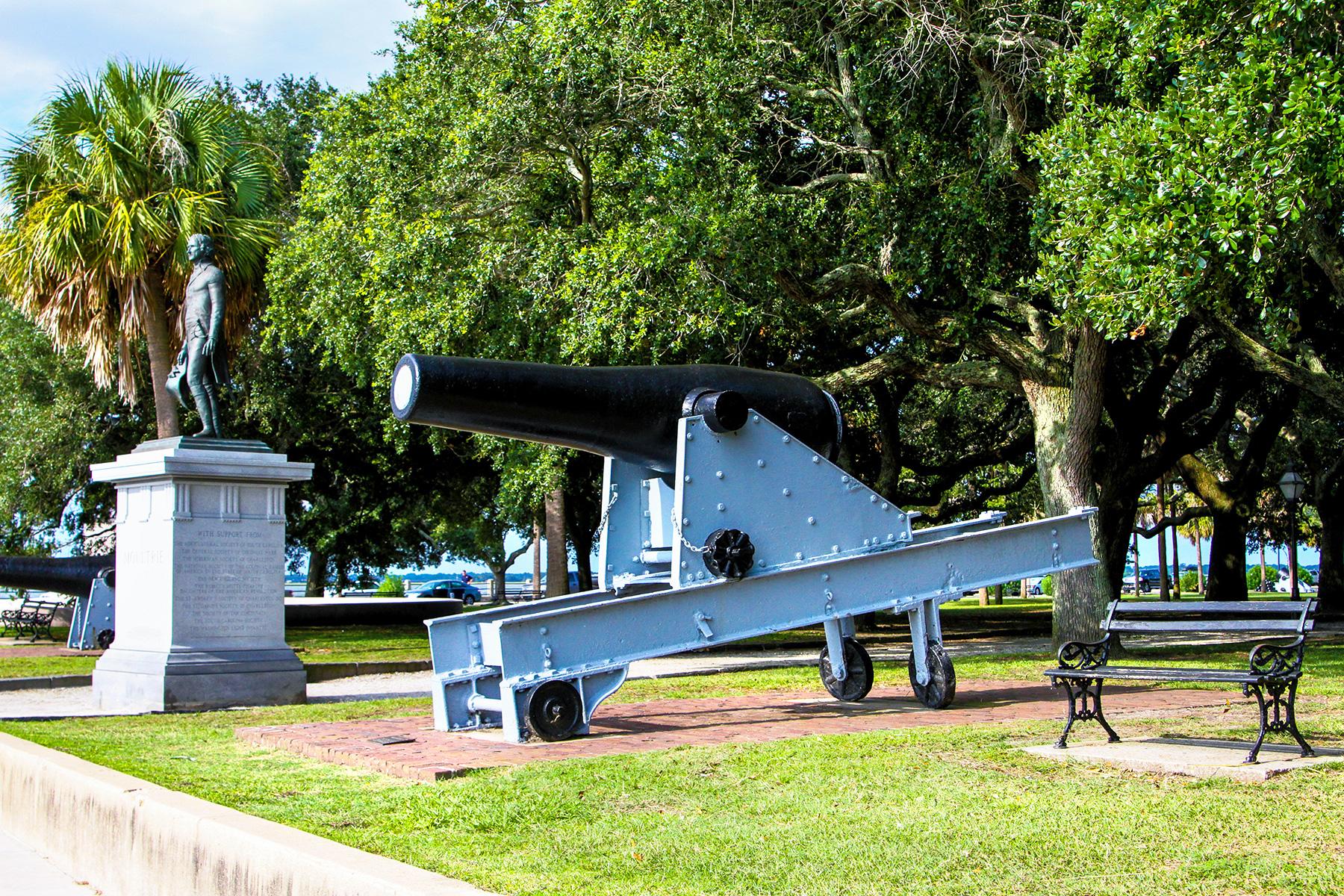 02_Where to Be a Pirate Like Blackbeard_Charleston, SC_Dreamstime_44559603