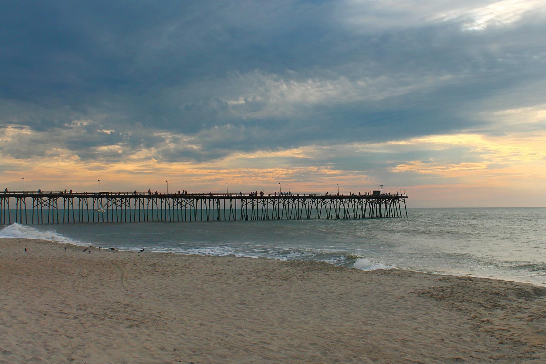 08_Where to Be a Pirate Like Blackbeard_Topsail Island NC_Shutterstock_509261749