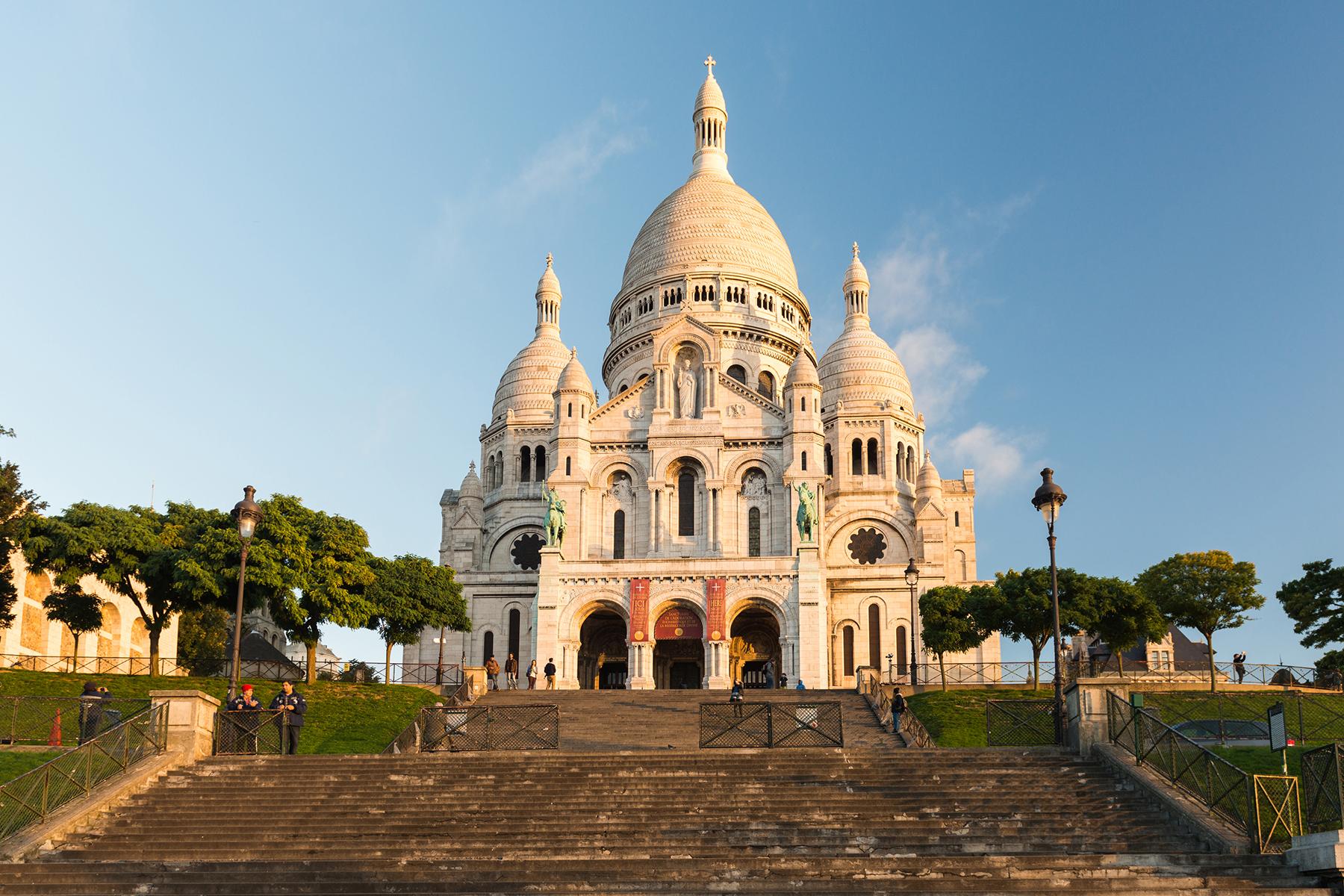 tourist information for paris france
