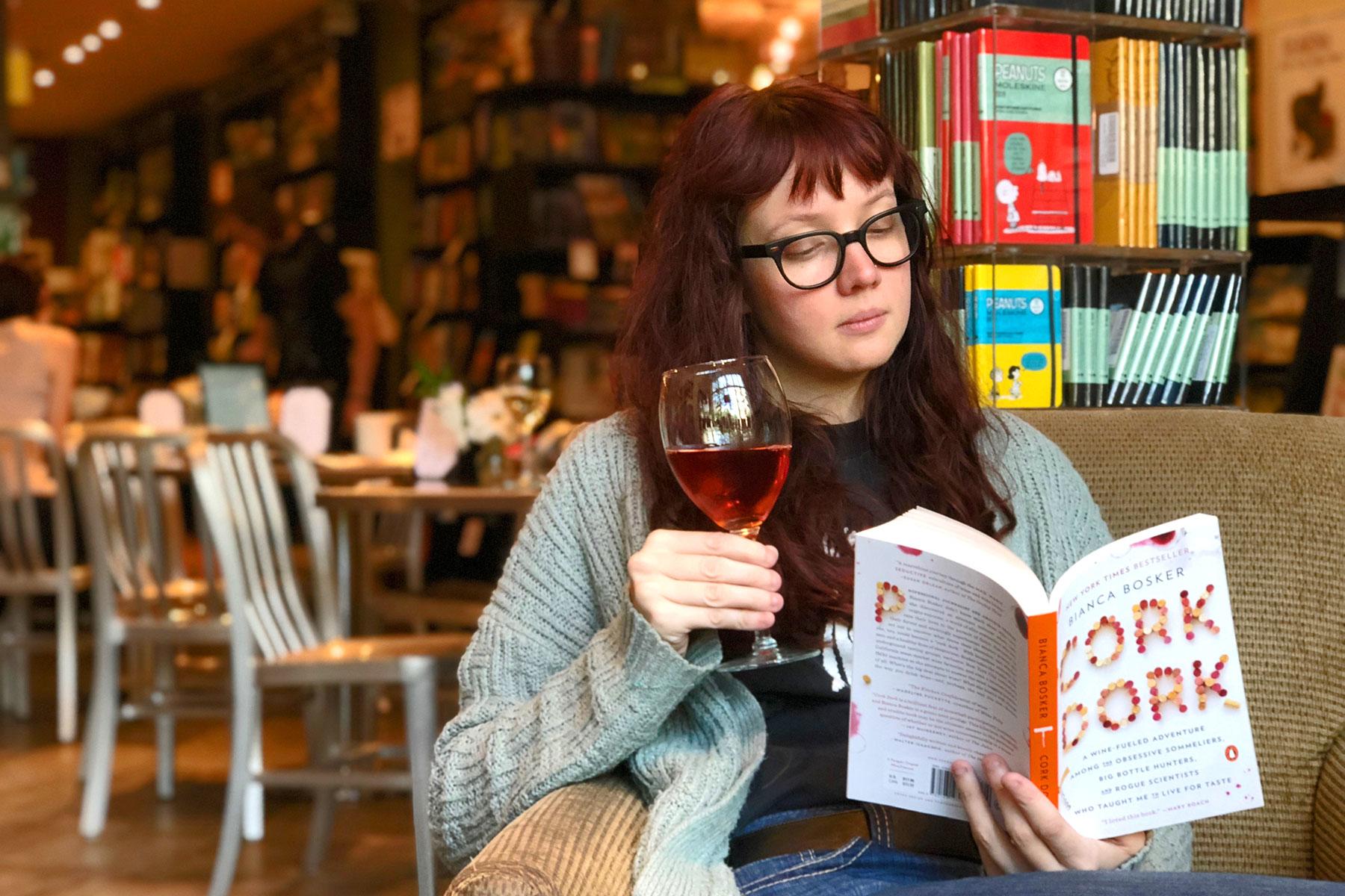 4_BoozyBookstores_TheBookCellar_IMG-3890_1