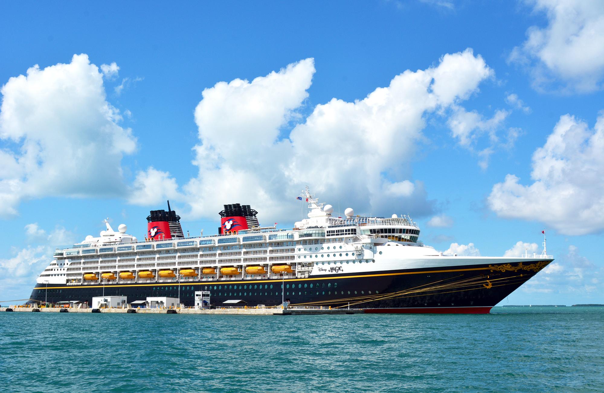 disney vacation and cruise