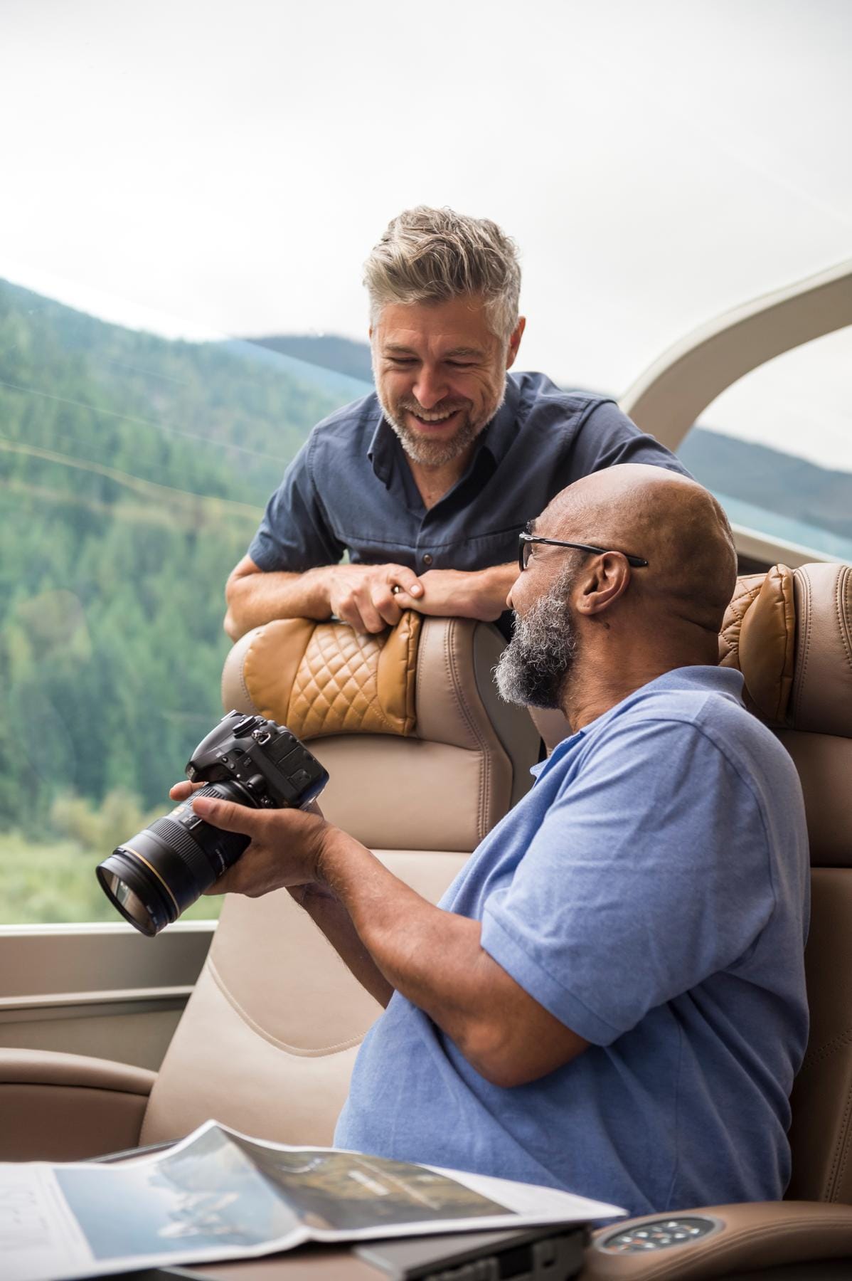 RM18_Onboard_GoldLeaf_Service_Interior (3)