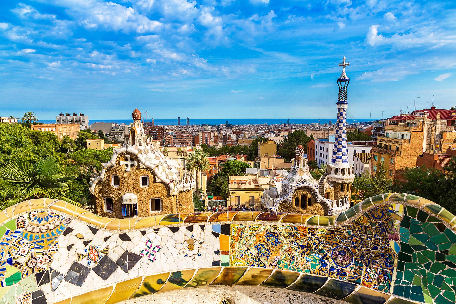 9_ParkGuell_shutterstock368148590