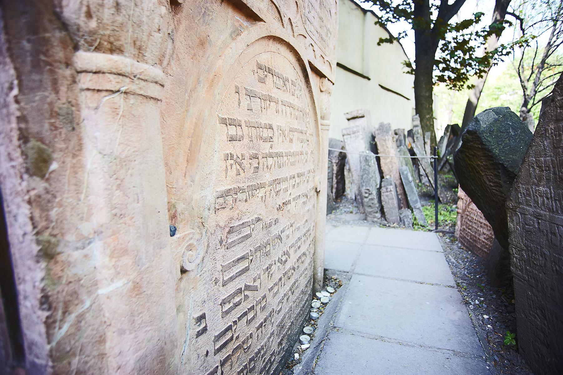 <a href='http://www.fodors.com/world/europe/czech-republic/prague/experiences/news/dabble-in-alchemy-and-the-occult-in-pragues-13-most-magical-lairs#'>From "Dabble in Alchemy and the Occult in Prague's 13 Most Magical Lairs: Rabbi Judah Loew’s Headstone"</a>