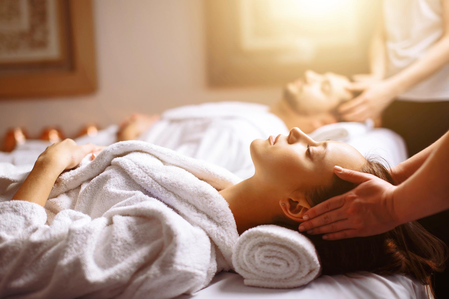 10_UltimateLosCabos__GetpamperedbyTopSpas_shutterstock_1011363673