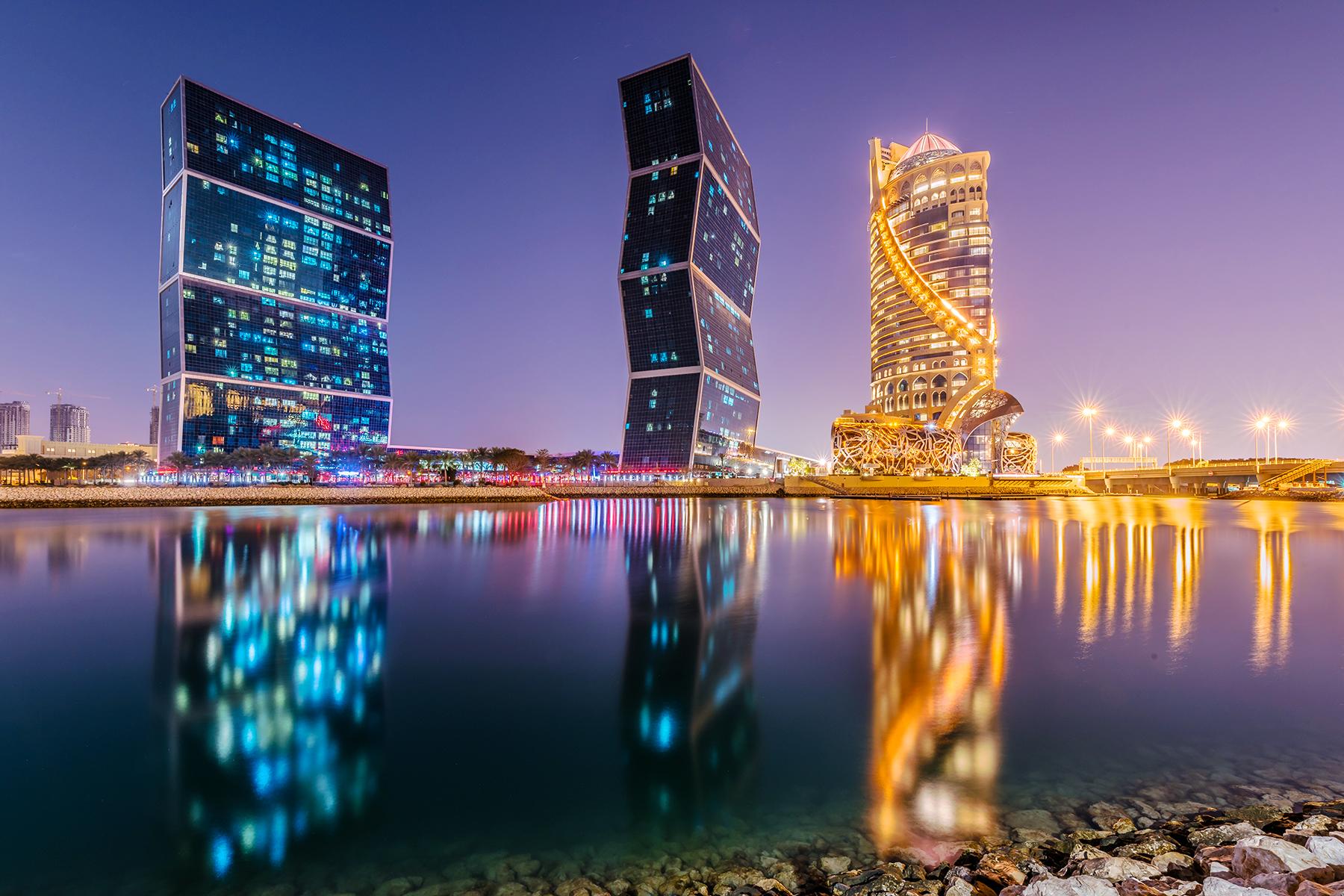 09_10ThingstoknowbeforeyougotoQatar__LuxuryHotelsforLess_shutterstock_1070148722