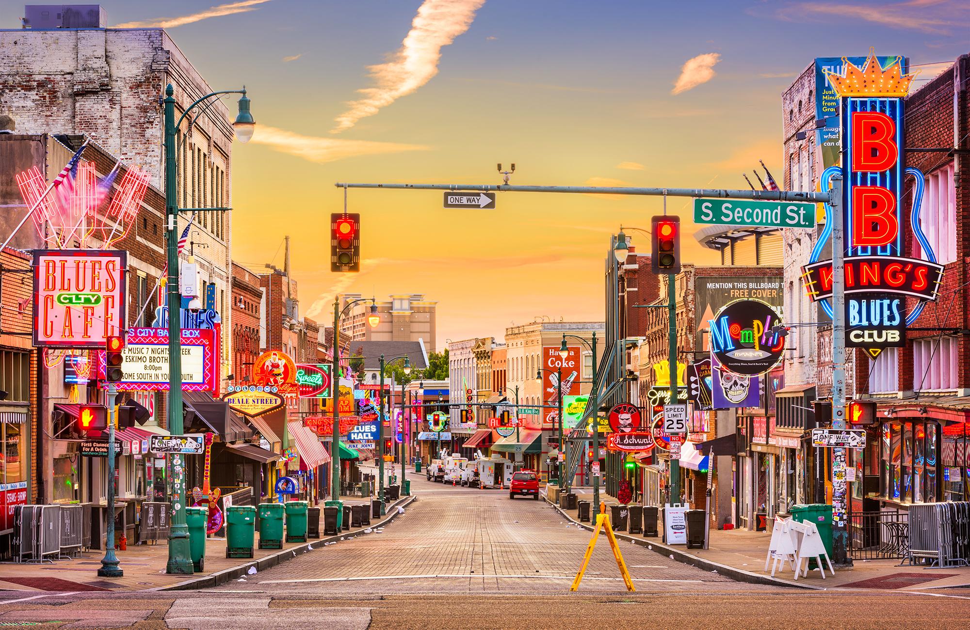 10 U.S. Cities With Lax Open Container Laws or Where You Can Drink Outside