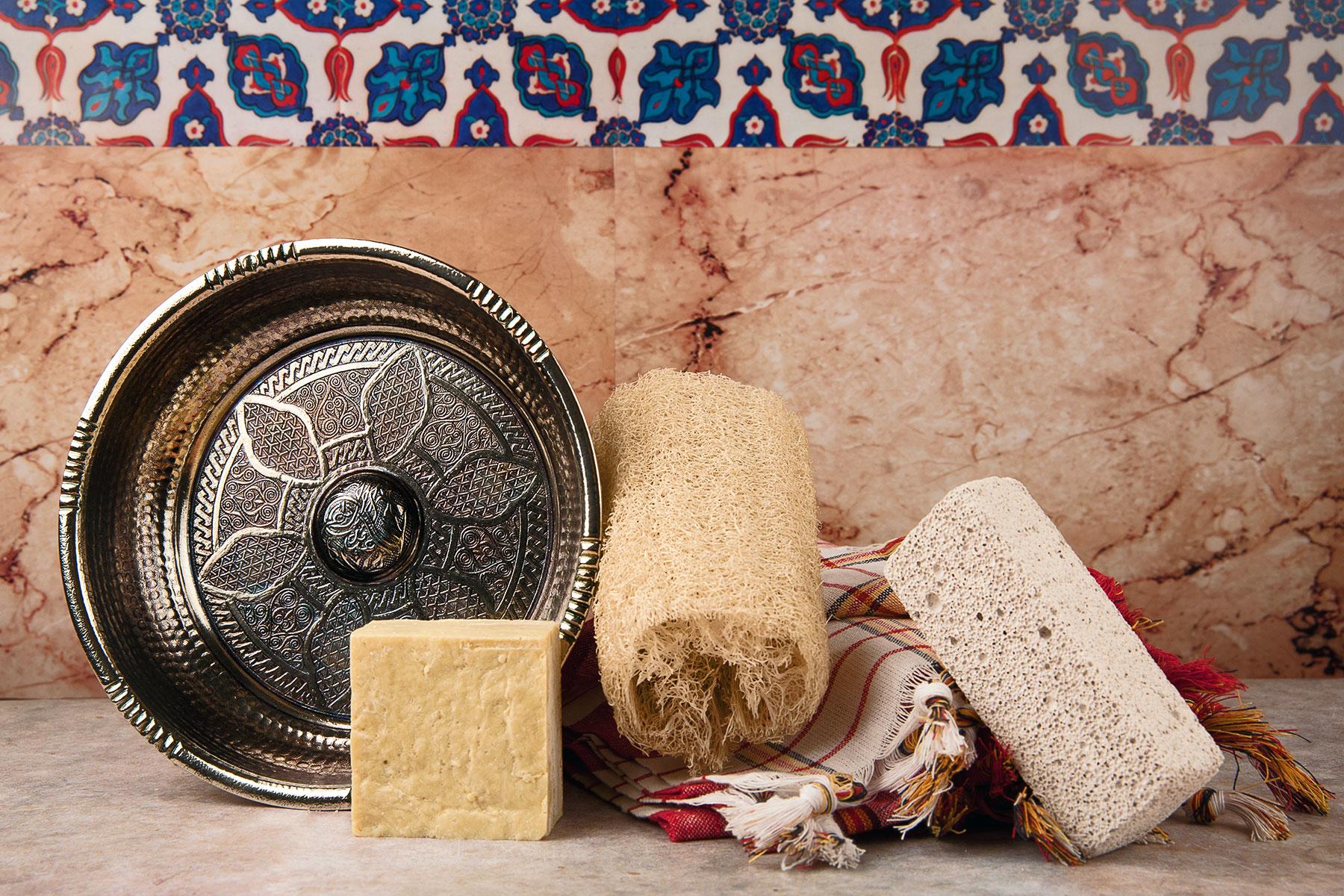 03_Turkish_Hammam_Arriving_shutterstock_773265349