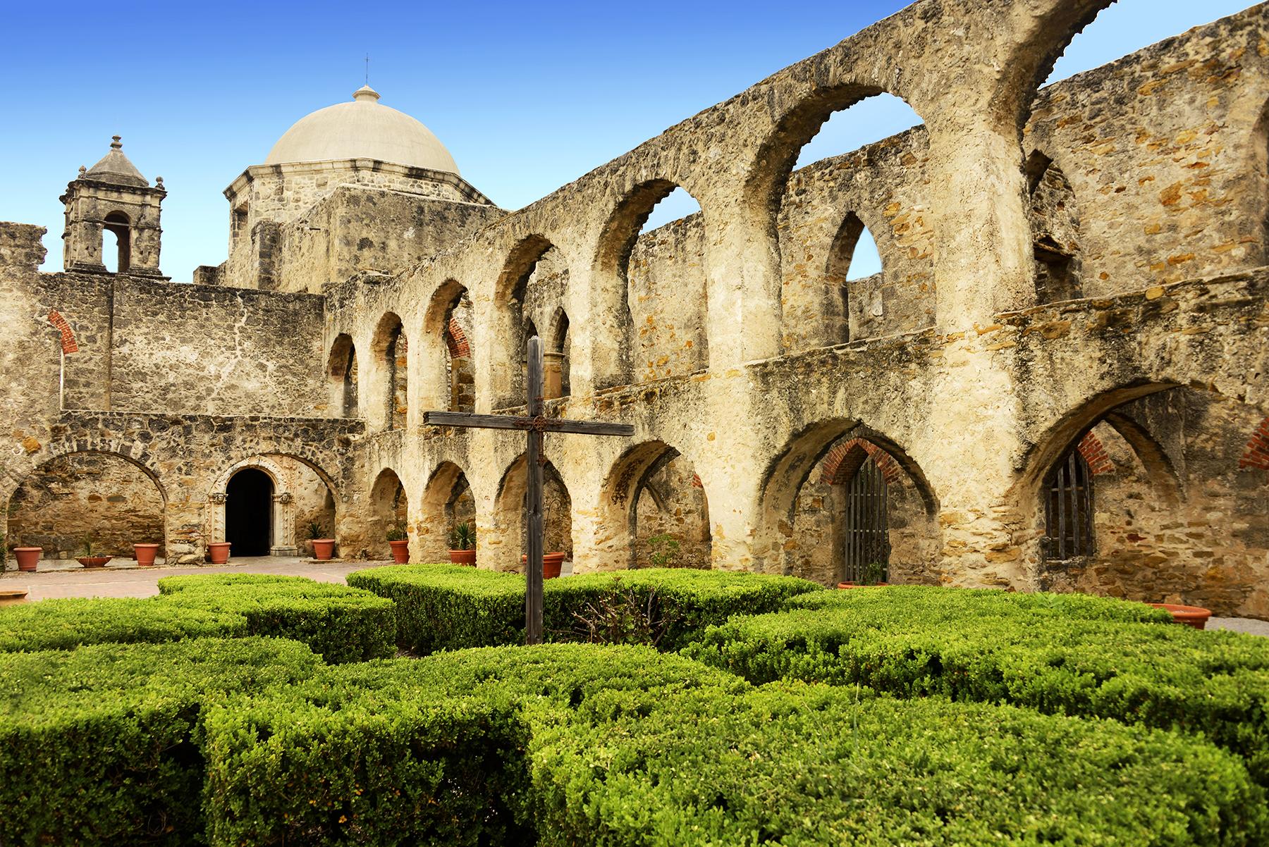 04_NationalParksGameofThrones__SanJuanNationalHistoricSite_shutterstock_198985391