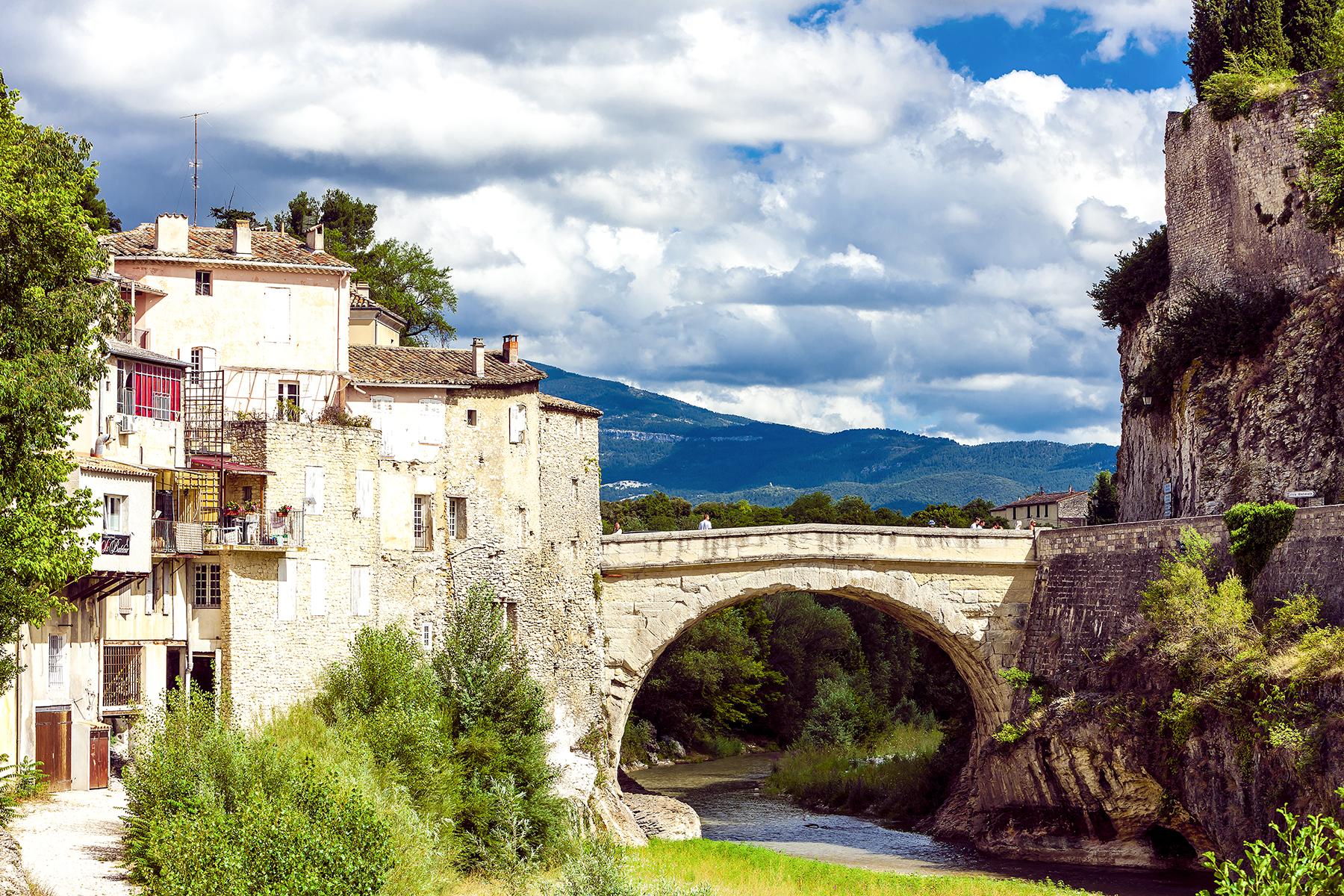 provence places to visit