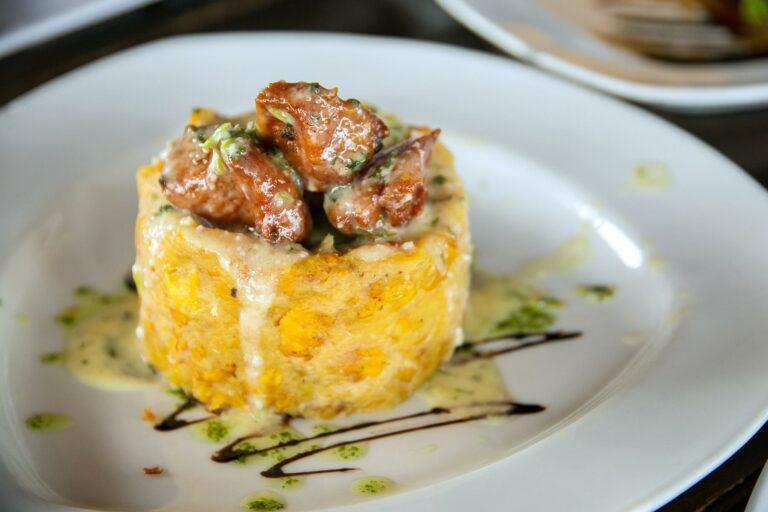 <a href='https://www.fodors.com/world/caribbean/puerto-rico/experiences/news/from-mofongos-to-maltas-heres-everything-you-should-eat-and-drink-in-puerto-rico#'>From "From Mofongos to Maltas, Here's Everything You Should Eat and Drink in Puerto Rico: Mofongo"</a>