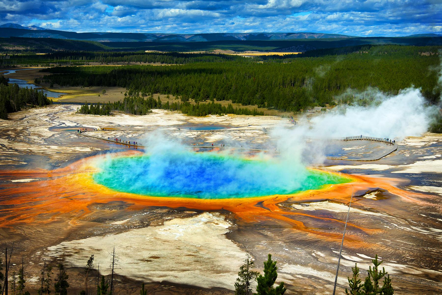 13_NationalParksGameofThrones__YellowstoneNationalPark_shutterstock_619480292