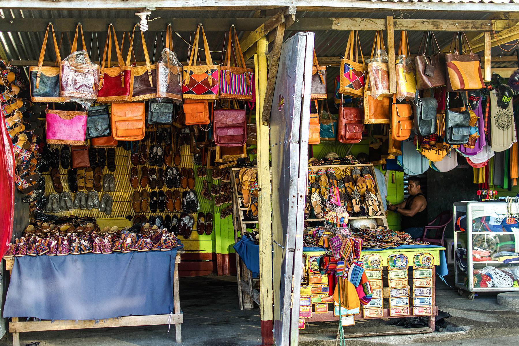 26_UltimateCostaRica__ShoppingforCrafts_shutterstock_1140800432