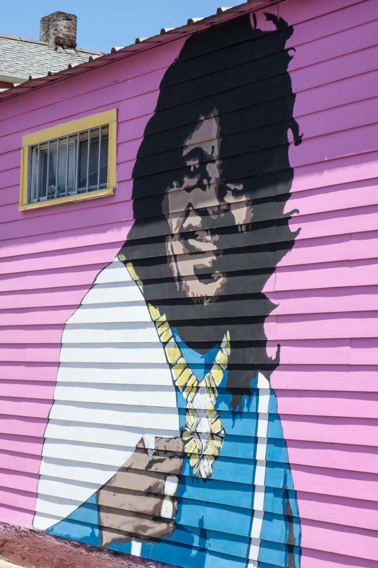 <a href='http://www.fodors.com/world/north-america/usa/louisiana/new-orleans/experiences/news/get-out-of-the-french-quarter-to-discover-this-much-cooler-new-orleans-neighborhood#'>From "Get Out of The French Quarter to Discover This Much Cooler New Orleans Neighborhood: The Good, the Hip, and the Thrifted "</a>