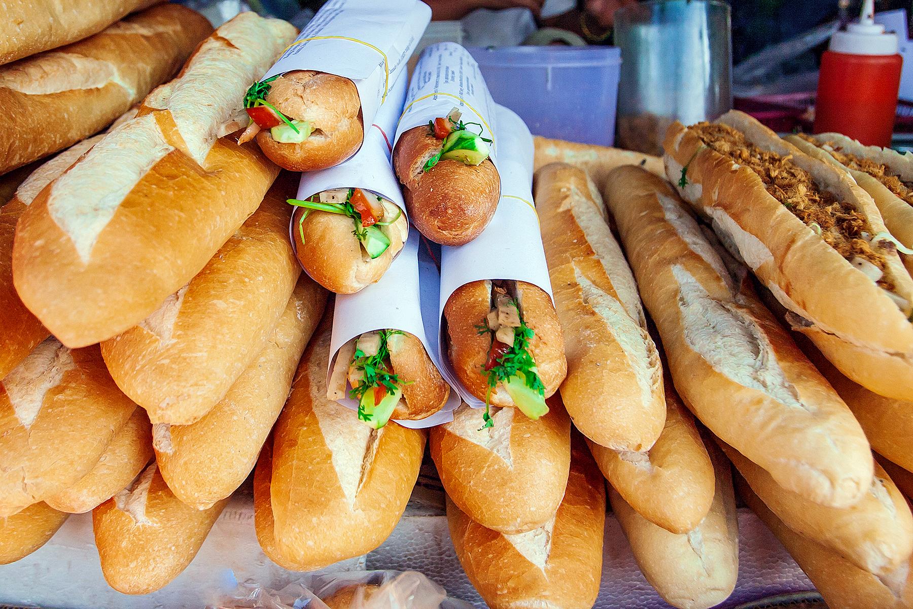 03_15ThingstoEatanddrinkinLaos__Baguette_shutterstock_1097776097