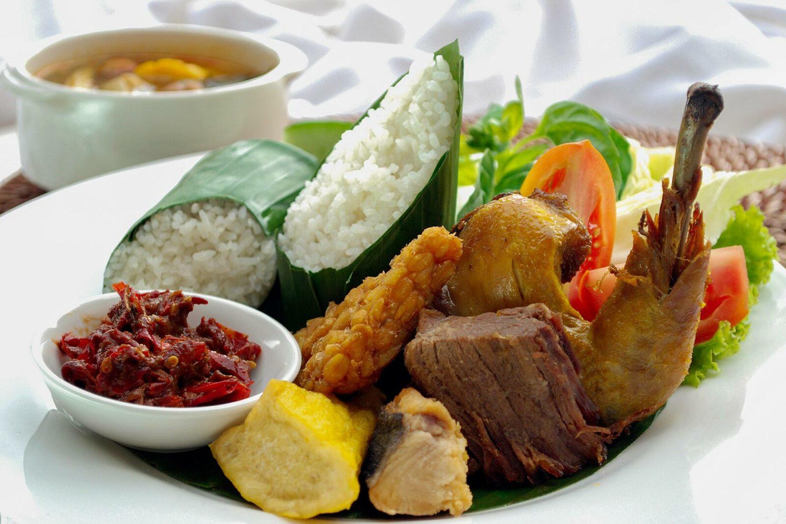 Traditional Foods You Should Eat in Java, Indonesia