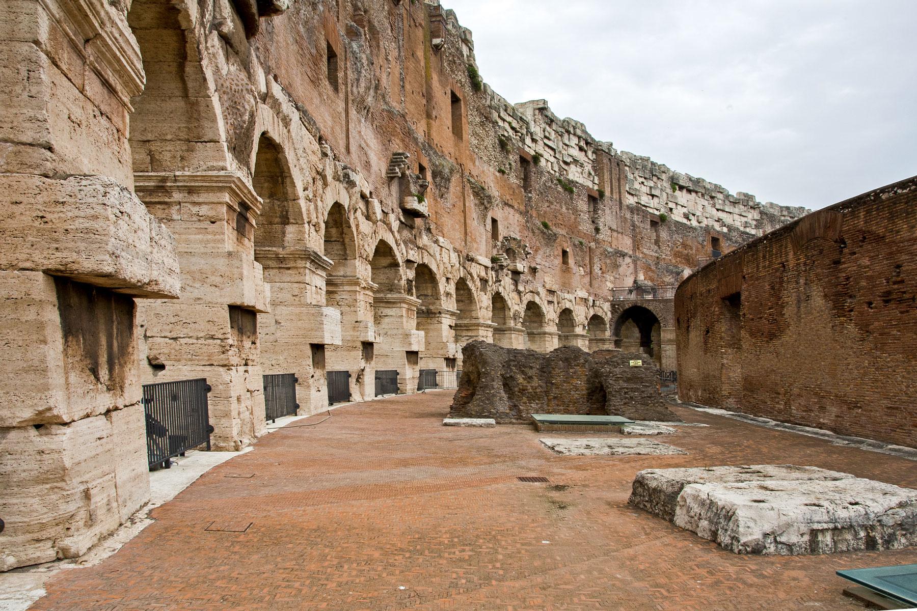 14_Colosseum_101_Wheelchair_accessible_dreamstime_xl_117017988