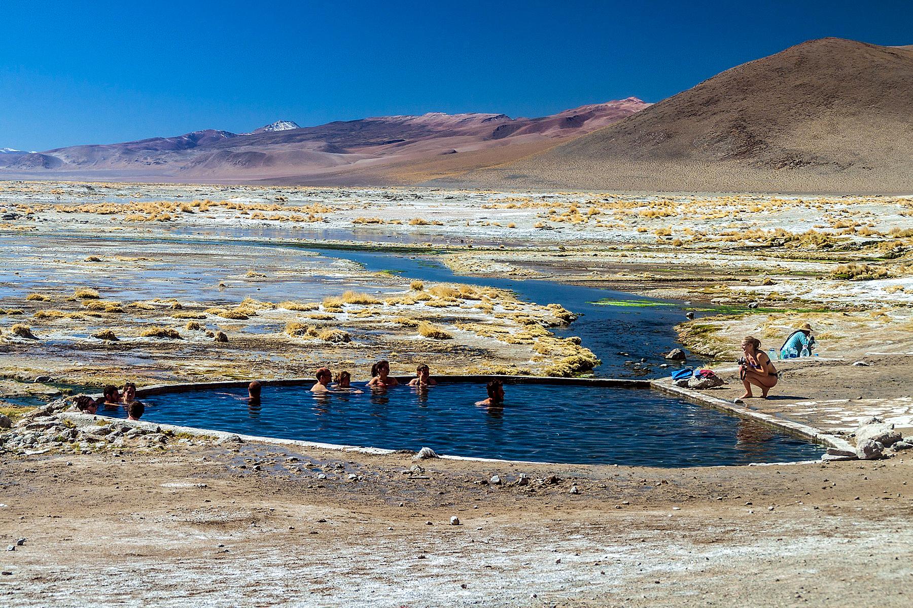 04_WildThermalBathing__AguasTermales_shutterstock_356291264