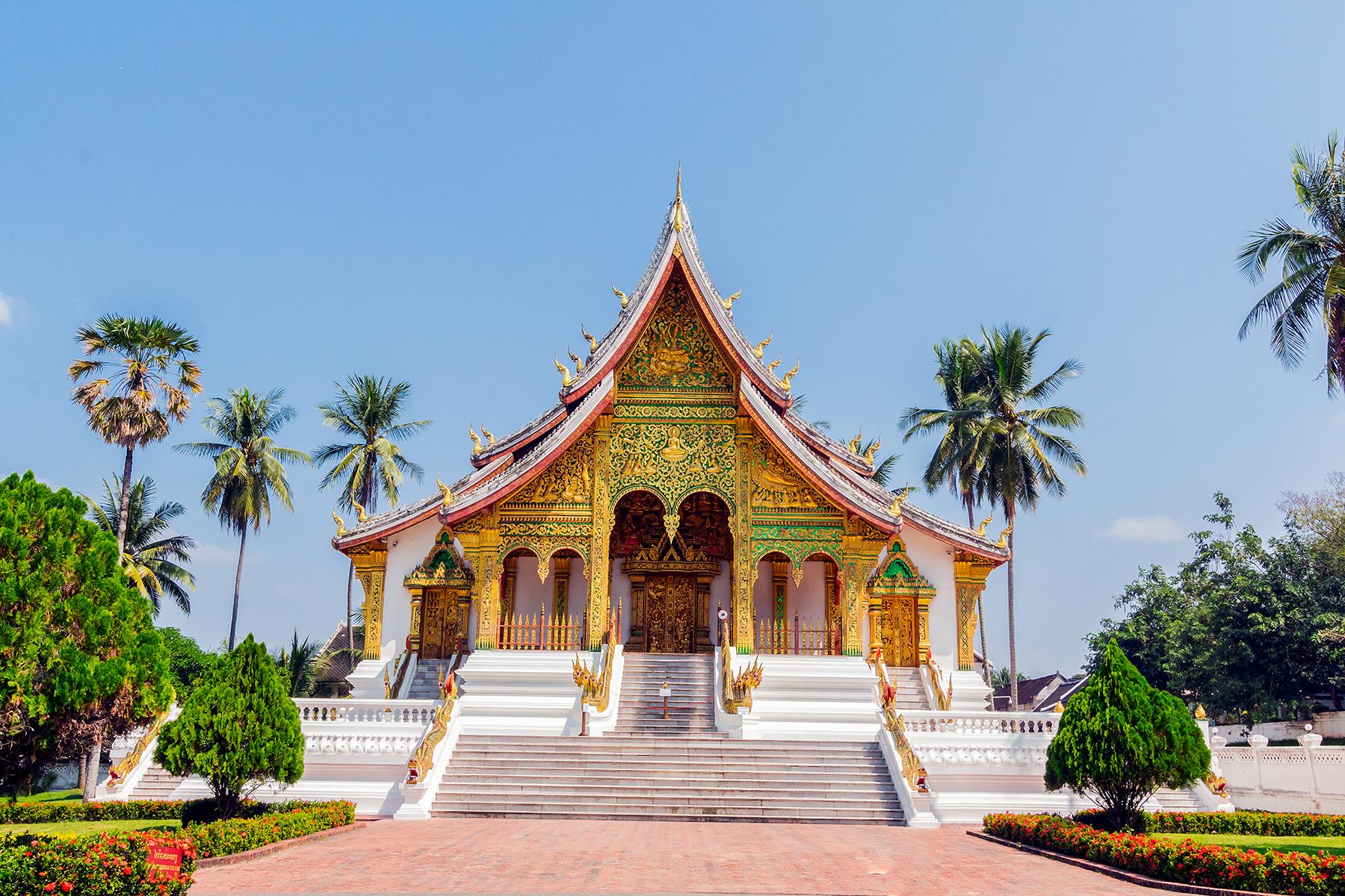 08_10BestTemplesandRuinsinLaos__WatHoPhaBang_shutterstock_786460765