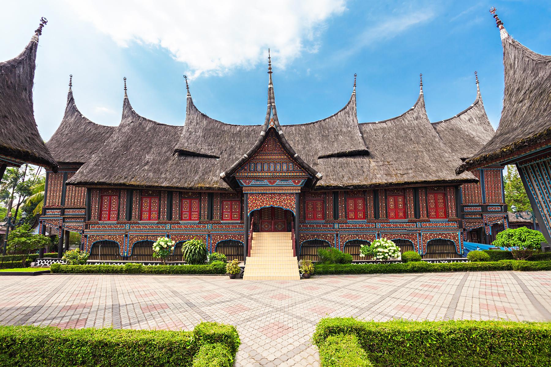12_UTRJava_TamanMini_shutterstock_346280999