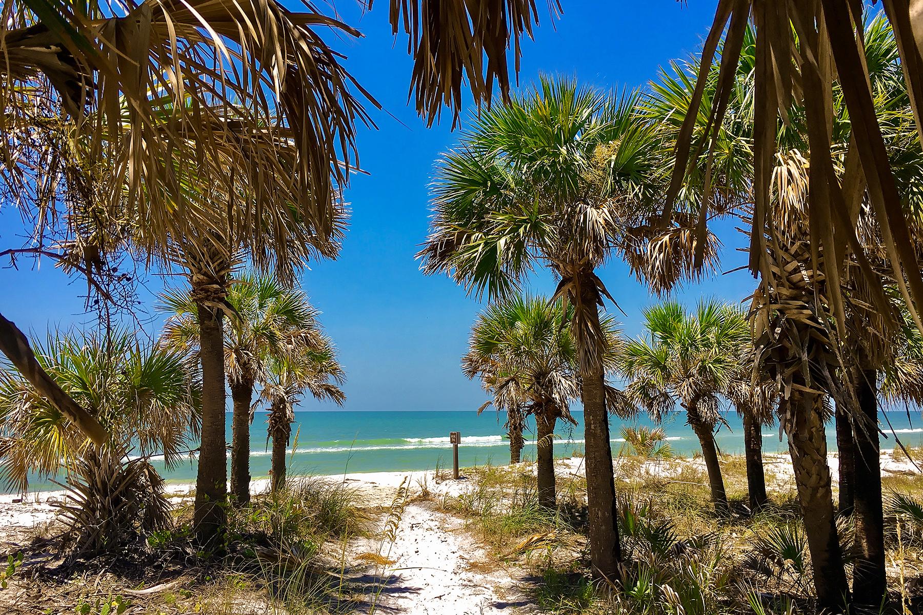 most tourist beaches in florida