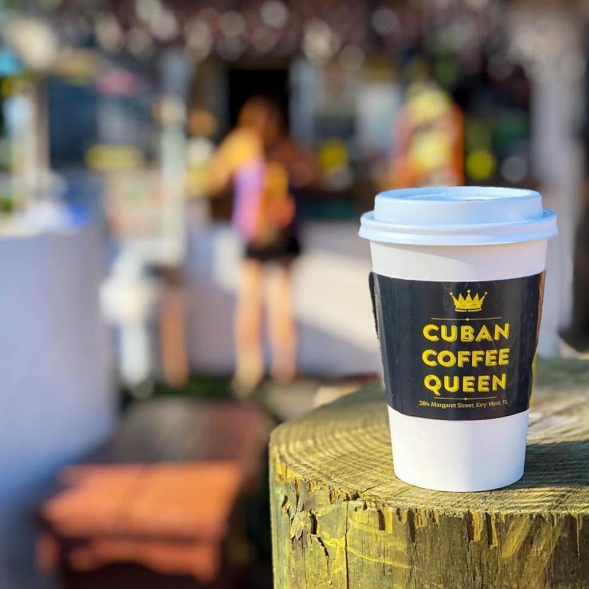 04_WhyLocalshatetouristsinKeyWest__TheyseekoutStarbucks_4.)50247605_2307070699343532