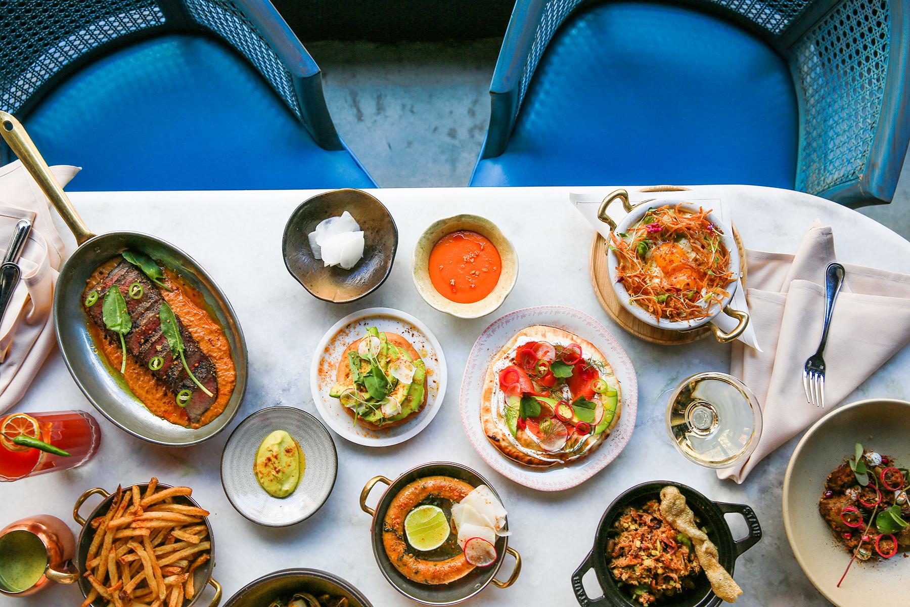 09_WhatToEatAndDrinkInNYC__ModernIndianCuisine_katiejuneburton_baarbaar2-25