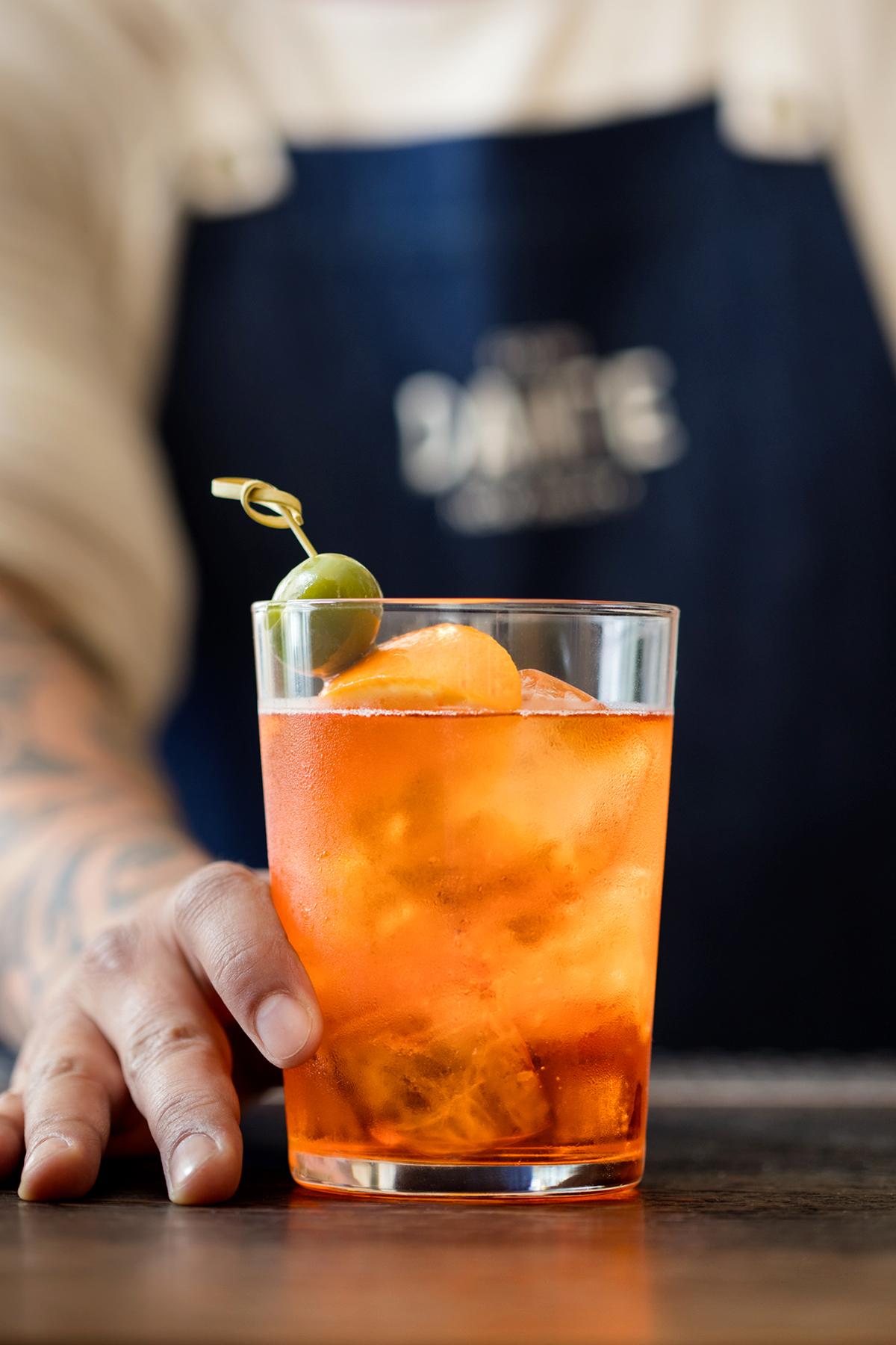 12_WhatToEatAndDrinkInNYC__AperolSpritz_APEROL SPRITZ HERO