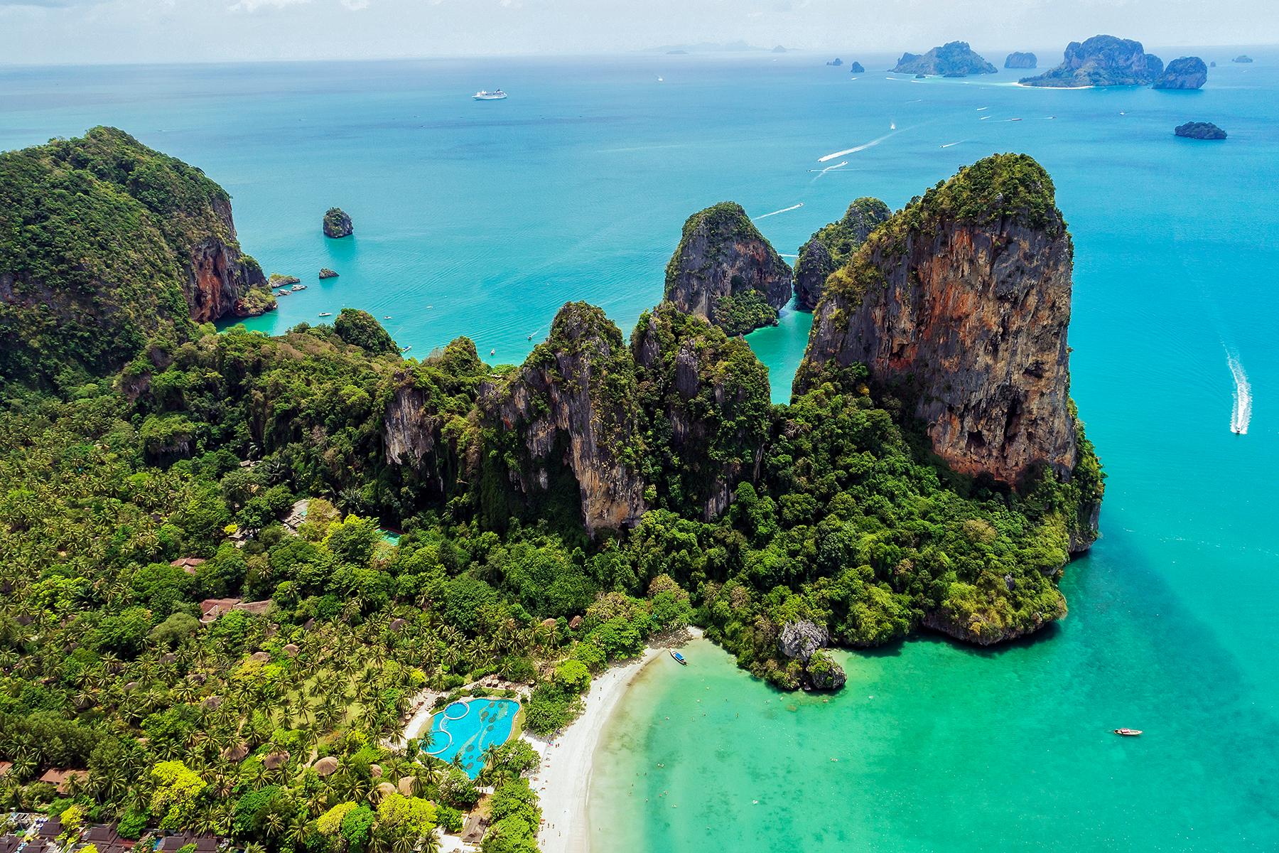 29_30UltimateThailand__Railay_shutterstock_759041200