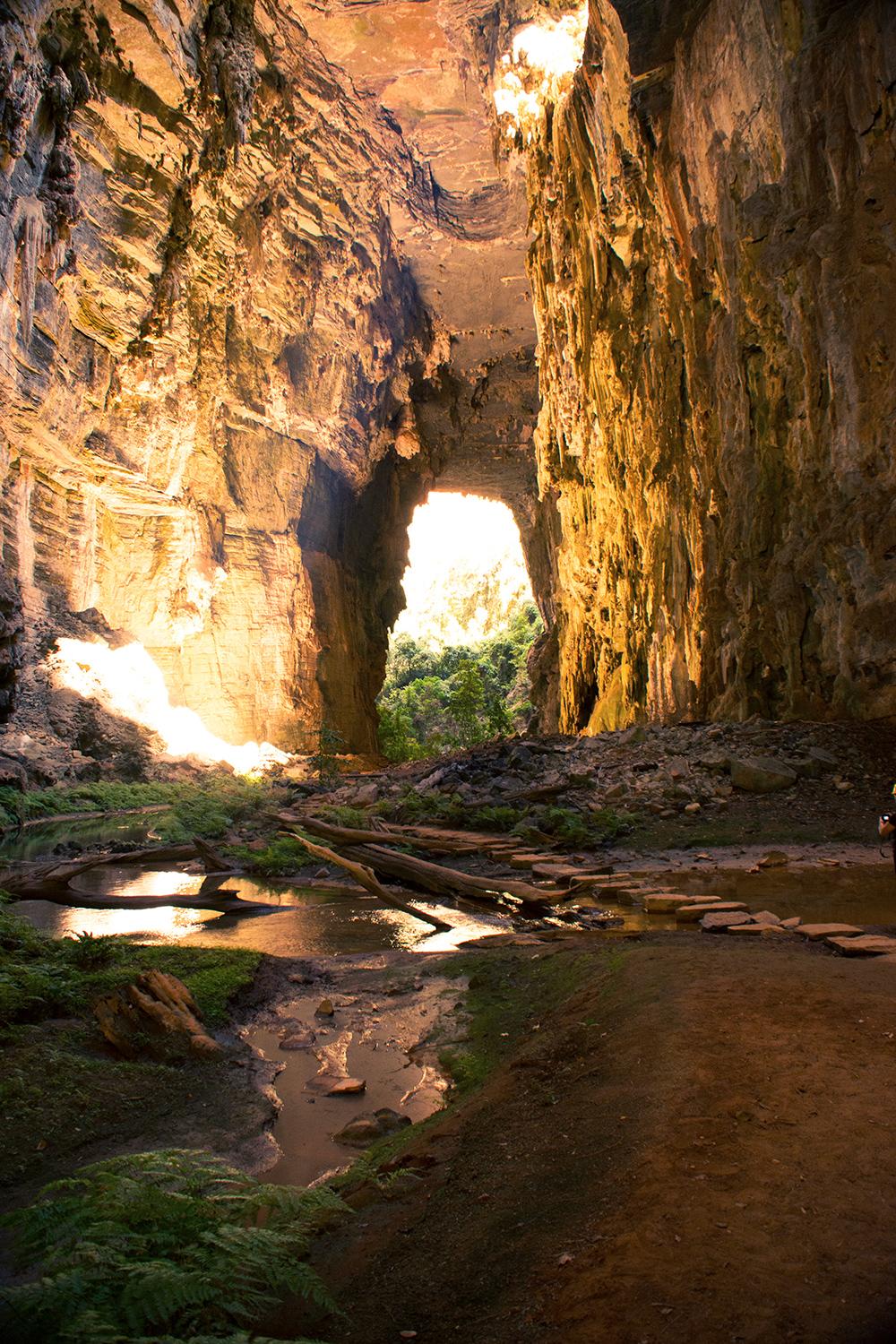 Natural-Wonders-Brazil-Cavernas-Do-Peruacu-National-Park-01