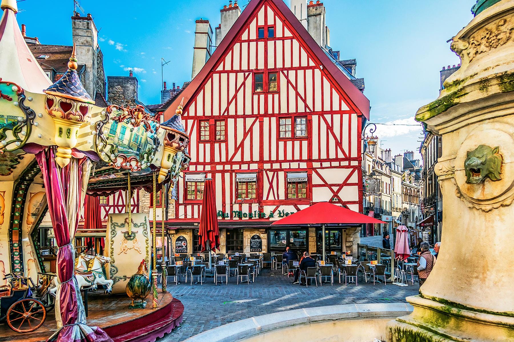 05_BestDayTripsFromParis__Dijon_shutterstock_1333761707