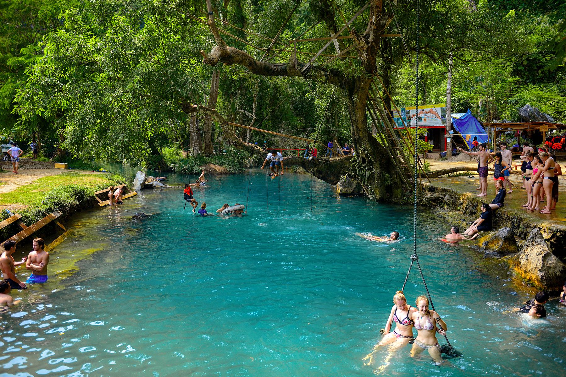 06_25UltimateThingstodoinLaos__Gospelunkingbydayandpartyingbynight_shutterstock_617482835