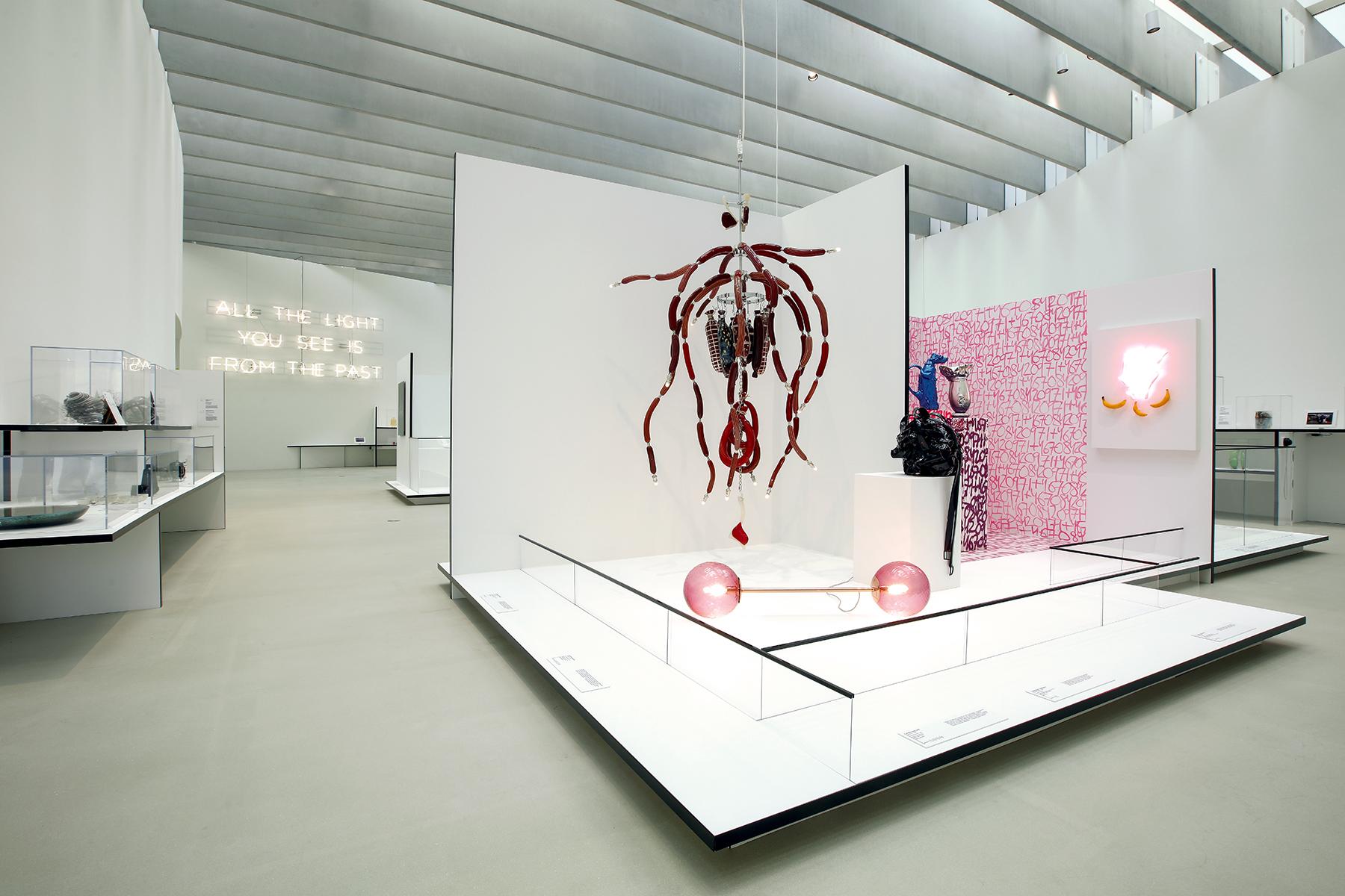 07_NewYorkStateRoadTrip__CorningMuseumofGlass_7.) MW051119CMOG_040