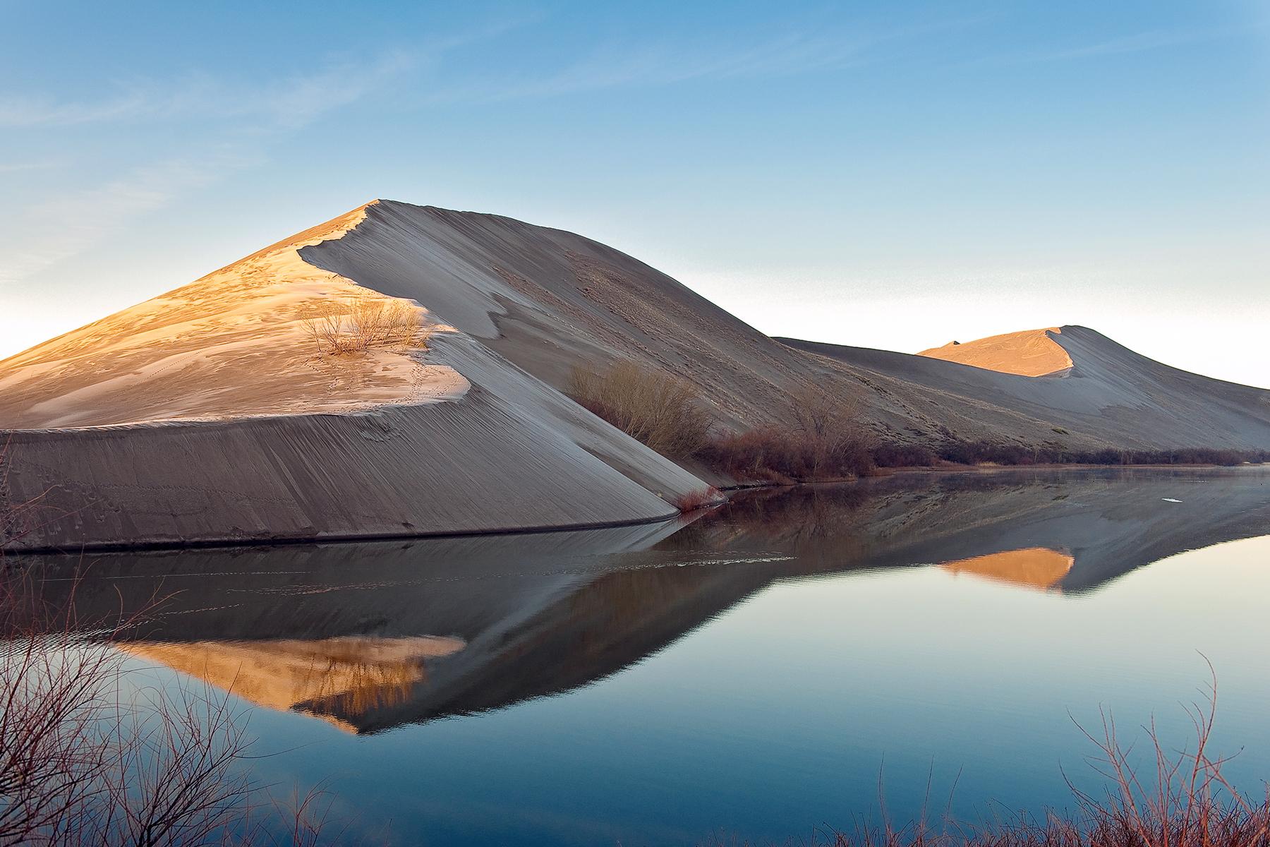 07_USASandDunes__BruneauSandDunes_shutterstock_74573452