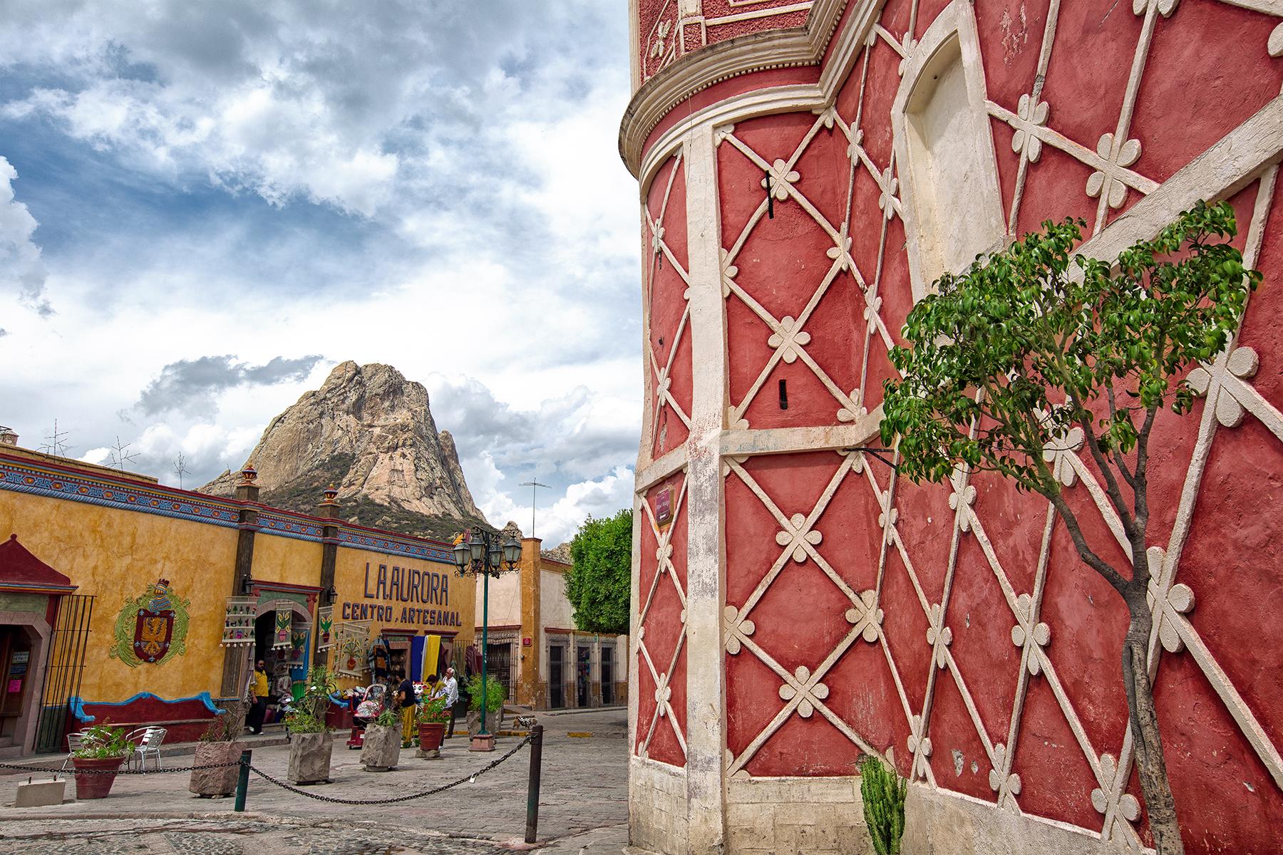 <a href='http://www.fodors.com/world/mexico-and-central-america/mexico/mexico-city/experiences/news/photos/12-adventurous-day-trips-from-mexico-city#'>From "12 Adventurous Day Trips From Mexico City: Bernal"</a>