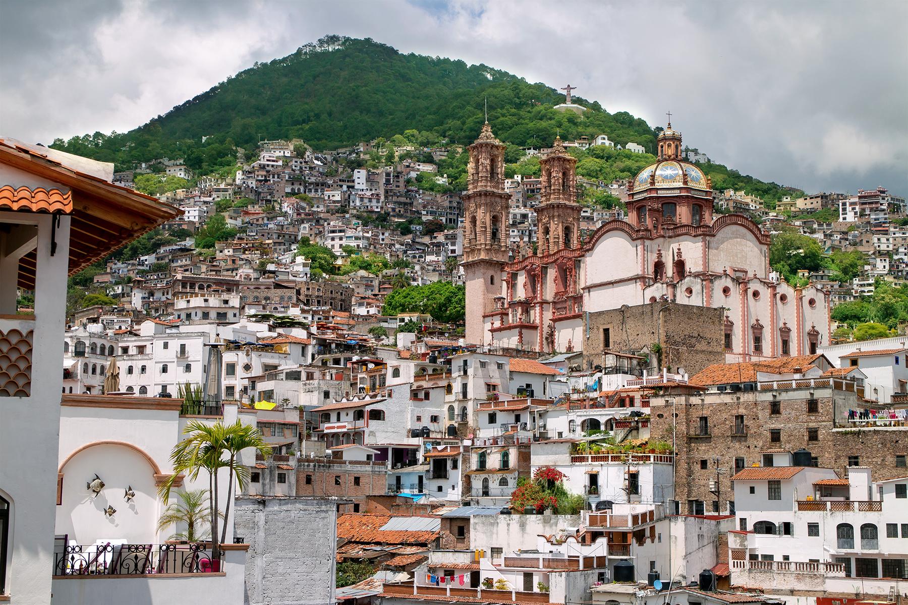 <a href='http://www.fodors.com/world/mexico-and-central-america/mexico/mexico-city/experiences/news/photos/12-adventurous-day-trips-from-mexico-city#'>From "12 Adventurous Day Trips From Mexico City: Taxco"</a>