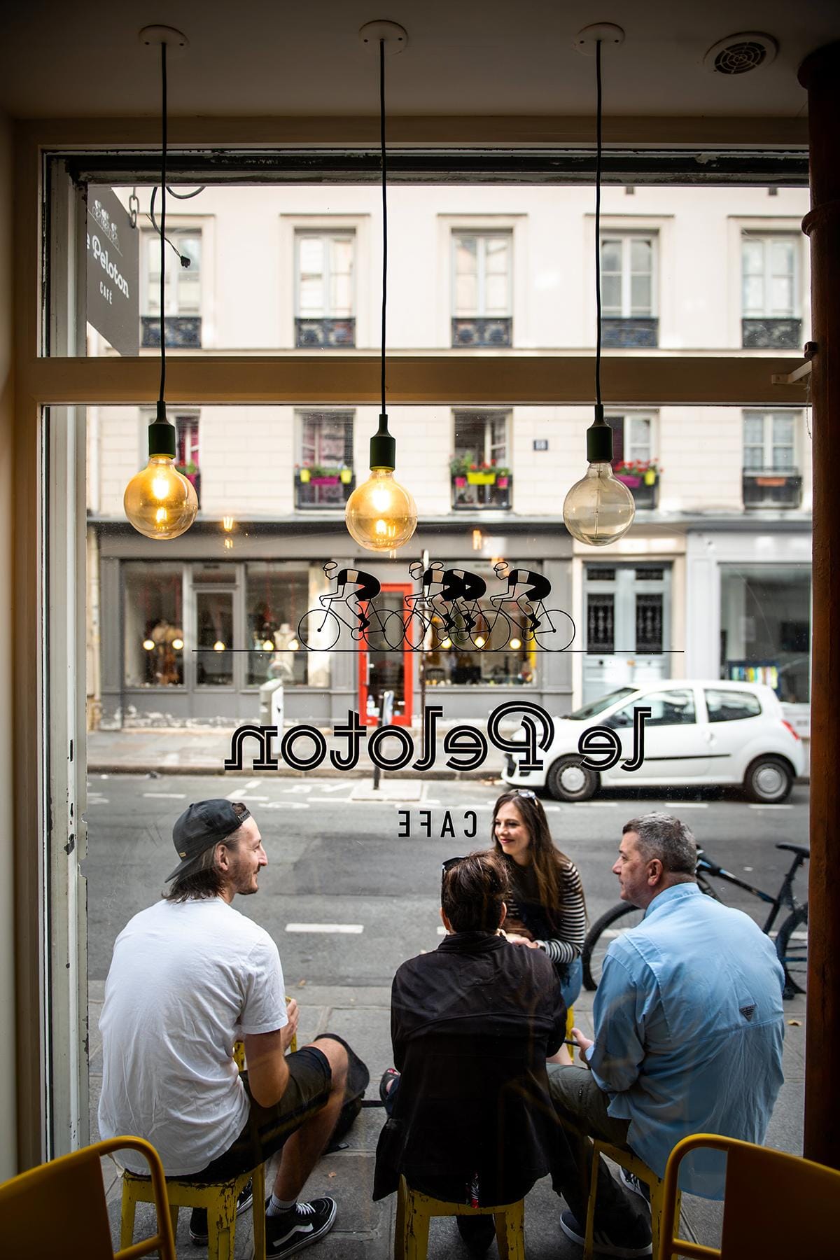14_BestParisCafés__LePeloton_RUB180811_Peleton-Bike-About-RP-022