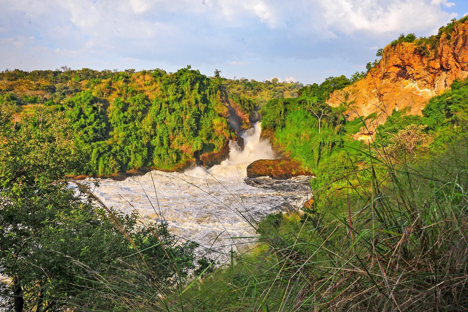 01_BucketListUganda__FeelTheMist_MurchisonFalls_MatthiasMugisha