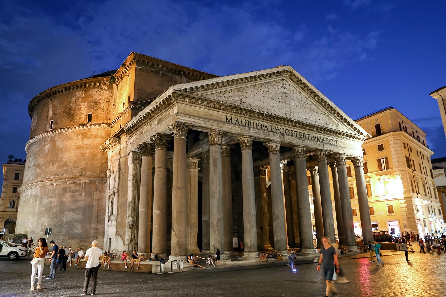 01_FreeThingsToDoInRome__Pantheon_shutterstock_1277562919