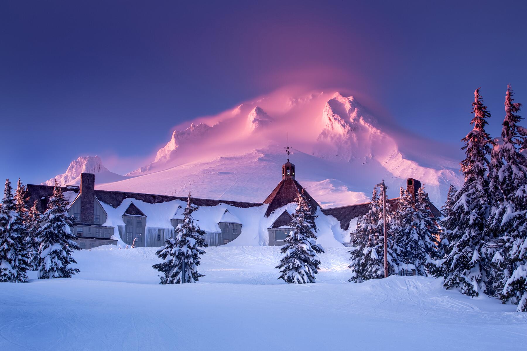02_Hotelfrom80sMovies__TimberlineLodgeinOregon_Ext pink mountain