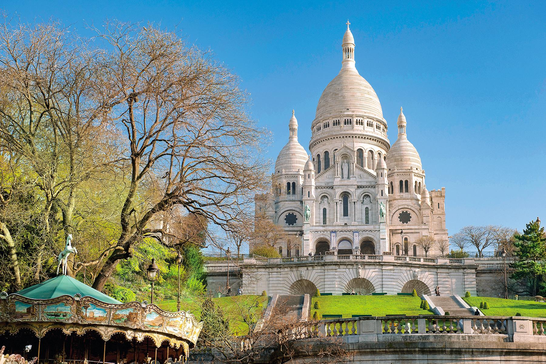 religious tourism in paris
